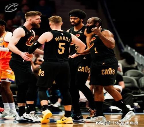 克利夫兰骑,士对密尔沃,基雄鹿,500足球比分,500体育即时比分,500体育比分网,比分直播