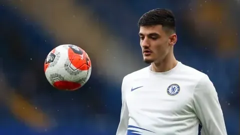 汪晋贤、郑凯木、邵镤亮转会武汉三镇，无转会费用披露